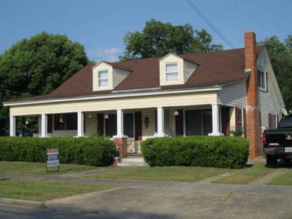 $58,500
Glennville 1BA, Great location! Close to all amenities of .