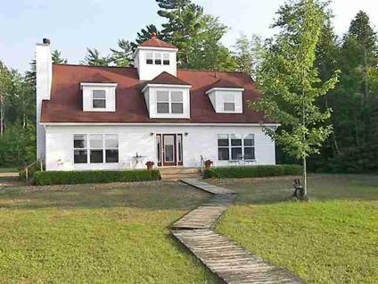 $595,000
Cottage, 1 1/2 Story,See Remarks - Cedar, MI