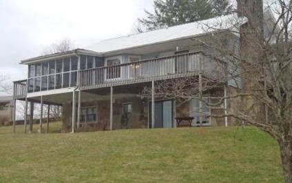$599,000
Residential, Split Level - Hayesville, NC