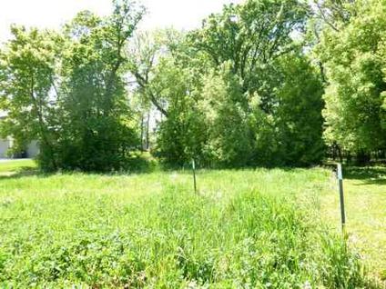 $59,900
.43 Acres Residential Lot with Lake Access - Level - Cul-de-sac