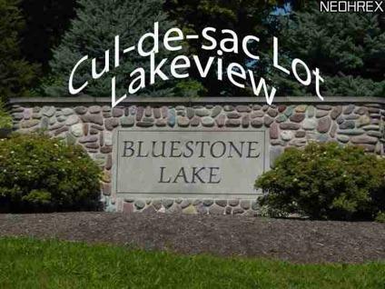 $59,900
Lake view!Get Ready to build the home of your dreams. 8 Acre Lake abuts the back