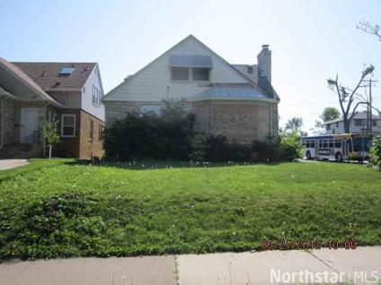 $59,900
Minneapolis 4BR 2BA, Great opportunity, large 1.5 story