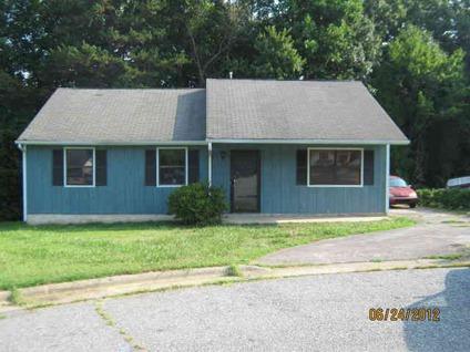 $59,900
Winston Salem 3BR 2BA, New roof, spacious eat-in kitchen