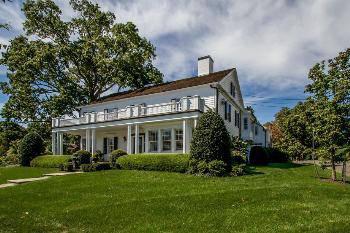 $5,500,000
Southport 7BR 5BA, Stately, elegant residence in perfect