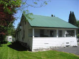 $60,000
Moravia 3BR 1BA, Great starter home located near the center