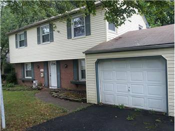 $60,000
Warm and cozy colonial