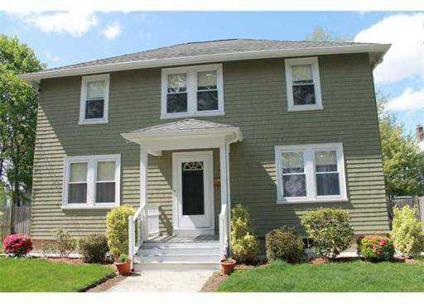 $619,900
Newton, Meticulously maintained 4 bed 1.5 bath colonial with