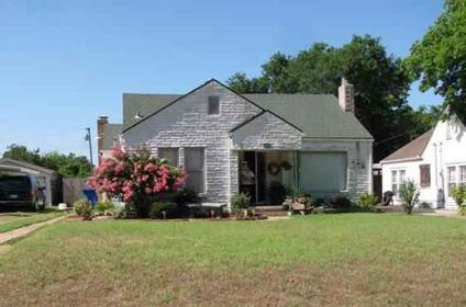 $61,950
Duncan, This is a large 3 bedroom home with 3 bathrooms and