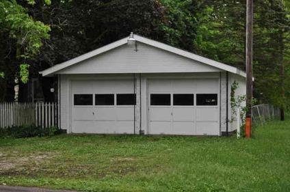 $62,000
Star City, Gracious 2 story, 4 bedrooms, 2 bath home with