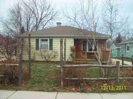 $62,900
Neenah, Great three bedroom ranch with large garage!
