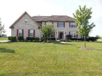 $647,000
Hawthorn Woods 5BR 4.5BA, Spectacular Home top of the line