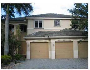$649,000
Huge Two Story Family Home Located at Savanna