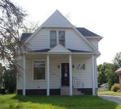 $64,900
Galesburg 3BR 1.5BA, Buyer to provide letter of prequal or