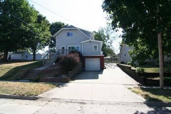 $64,900
Newton 3BR 1.5BA, Nice starter home with an attached 1-car