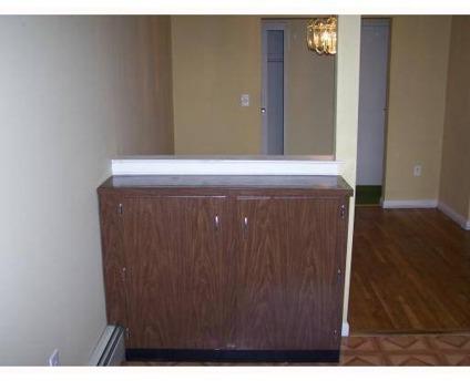 $65,000
New Windsor, Why rent when you can own the one bedroom one