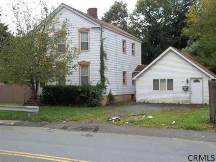 $65,000
Troy 2.5BA, Much potential here! Large living space 4