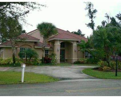 $660,000
Cooper City Four BR Three BA, H899579 Estate Home Priced to Sell *