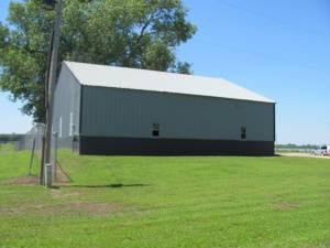 $66,000
Oquawka, 1980 shop building approximately 50 x 51 with