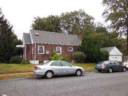 $680,000
Fresh Meadows 4BR 2.5BA, Heart Of . Corner Property With Lot
