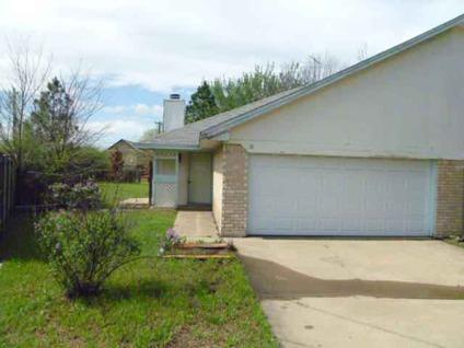$68,000
Half Duplex, Traditional - North Richland Hills, TX