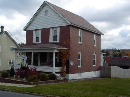 $68,500
Dubois 1BA, This 3 bedroom home has spacious rooms