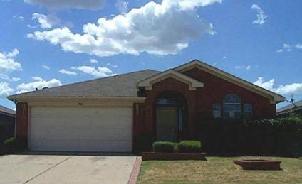 $68,500
Fort Worth, Traditional 4br/2ba/2La home with covered patio