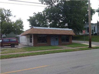 $68,900
Boonville, Seller owns the building but has tenant that