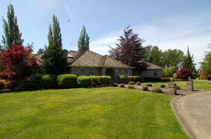 $695,000
Centrally located Bellingham Estate! Custom built home sitting on just under 2