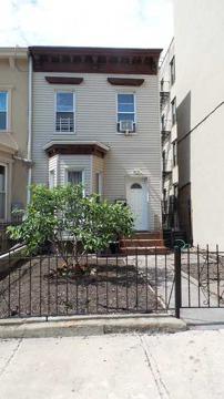 $699,000
Awesome Townhouse in BedStuy