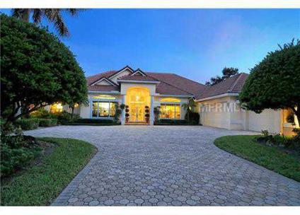 $699,000
Osprey (Oaks) 3BR, Beautiful spacious golf course home with