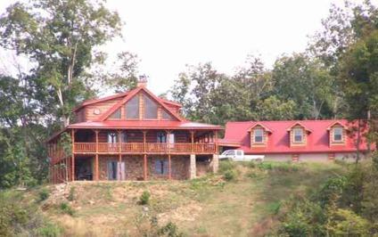 $699,900
Amazing Lakefront Estate! One of a kind custom home sits on Douglas Lake w/3+