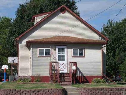 $69,000
Monmouth 1.5BA, Vinyl Sided 1.5 Story Home with Enclosed