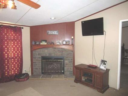 $69,000
Overton, Country living in this 4bedroom/2bath Manufactured
