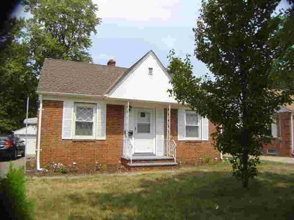 $69,000
Painesville 1BA, Brick bungalow with 2 bedrooms on main