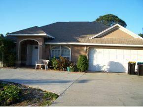 $69,000
Palm Bay 3BR 2BA, Beautiful Home. Make it yours today!