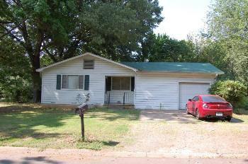 $69,000
Russellville 3BR 1BA, Listing agent and office: Chris