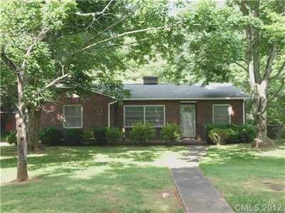 $69,000
Statesville 2BR 1BA, Priced way below tax value and has so