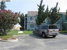 $69,500
Antioch, Beautiful and spacious two bed/one bath end unit