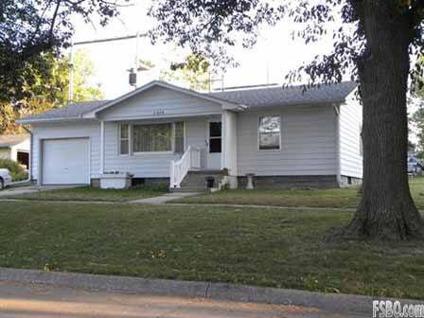 $69,500
Auburn 1.5BA, Comfortable and spacious, this 2 bedroom ranch