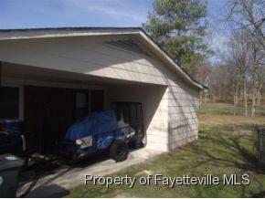$69,500
Fayetteville, Cute starter home,offers 2 bedrooms 1.5