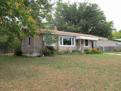 $69,900
Cute 3 bedroom 1 bath home with office. Hardwood floors. New windows and new