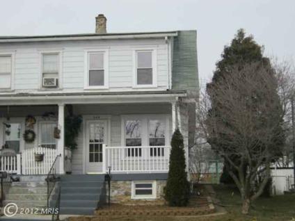 $69,900
Hagerstown 1BA, READY TO MOVE INTO! Cute half double with