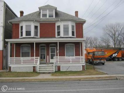 $69,900
Hagerstown 6BR 2BA, This is a subdivided brick double house