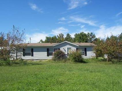 $69,900
Hardyville 3BR 2BA, This mobile home is very well kept