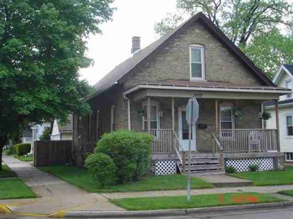 $69,900
Racine One BA, Three BR Cream-City Brick home. All windows new in