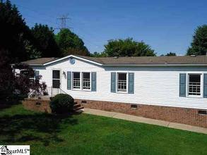 $69,999
Very private 3 Bedroom 2 Bath Home with Perma...
