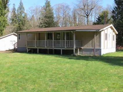 $70,000
HUD Home! Great Manufactured home set on almost an acre parcel in Concrete.
