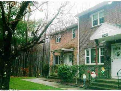 $70,000
Waterbury, End unit ,Large eat in kitchen with tile floor .1