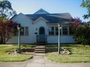 $70,685
Dwight, Spacious 6 bedroom, 2 bath home with fenced yard and