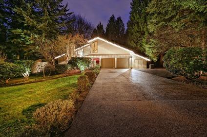 $719,000
NW Contemporary - Bridle Trails